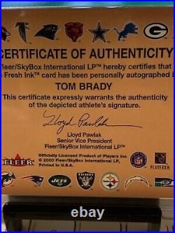 2000 Fleer Autographics TOM BRADY (RC)(AUTO)