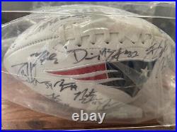 2015 patriots including Bill Belichick and Tom Brady signed football COA