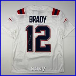 Autographed/Signed Tom Brady Patriots White Authentic Nike Jersey Fanatics COA