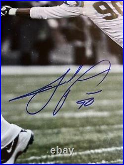 Julius Peppers Autographed 16x20 Schwartz Sports COA Future HOF with Tom Brady