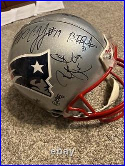 Patriots Autographed Riddell Helmet Includes Tom Brady. No COA, Read Description