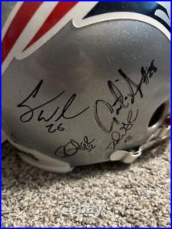 Patriots Autographed Riddell Helmet Includes Tom Brady. No COA, Read Description