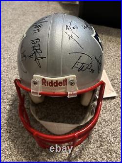 Patriots Autographed Riddell Helmet Includes Tom Brady. No COA, Read Description