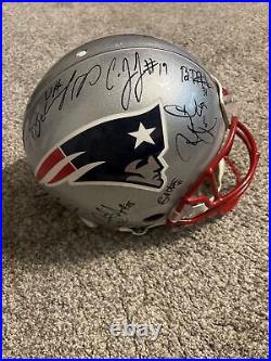 Patriots Autographed Riddell Helmet Includes Tom Brady. No COA, Read Description