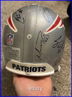 Patriots Autographed Riddell Helmet Includes Tom Brady. No COA, Read Description