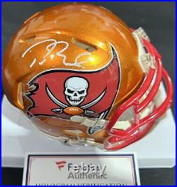 Rare Tom Brady Singed Tampa Bay Buccaneers Speed Flash Mini Helmet Fanatics Auth