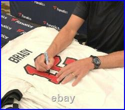 TB12 Fanatics Tom Brady Autographed Jersey Tampa Buccaneers Nike COA Framed 1-25