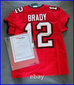 TOM BRADY Autographed Tampa Bay Buccaneers Nike Elite Red Jersey FANATICS