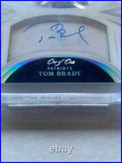 Tom Brady 2018 Immaculate collection Platinum Auto On Card 1/1 STUNNER