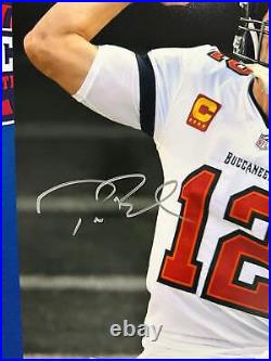 Tom Brady Autographed 16x20 Screaming Photo (Fanatics)