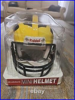 Tom Brady Autographed Mini Helmet With COA