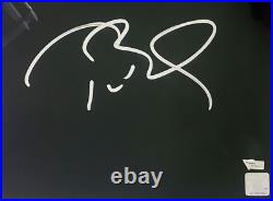 Tom Brady Autographed Patriots Black & White 27 x 23 Framed Photograph Fanatics