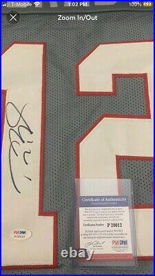 Tom Brady Custom Tampa Bay Buccaneers PSA/DNA signed and authenticated jersey