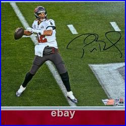 Tom Brady Hand Signed & Framed Tampa Bay Buccaneers 8x10 Football Photo