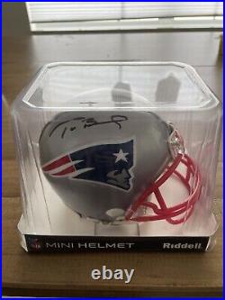 Tom Brady? New England Patriots Signed Mini-Helmet Mounted Memories Holo