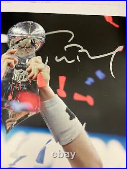 Tom Brady Signed 8x10 Patriots Super Bowl 51 Photo With Tristar Hologram
