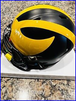 Tom Brady Signed/Autographed Michigan Wolverines Mini Helmet withvisor Fanatics