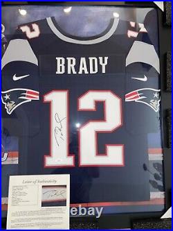 Tom Brady Signed / Framed New England Patriots Jersey JSA LOA #12 The Goat 7 SB