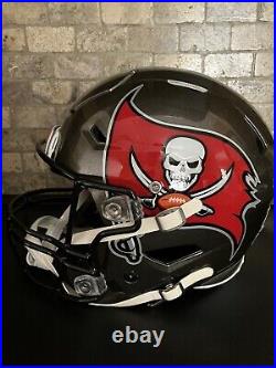 Tom Brady Signed Tampa Bay Buccaneers Custom Speedflex Helmet. Fanatics