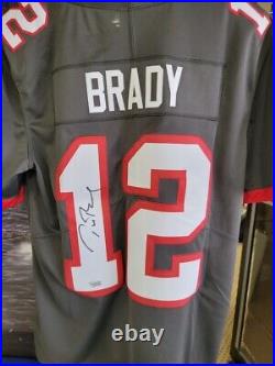 Tom Brady Signed Tampa Bay Buccaneers Nike Pewter Limited Jersey Fanatics LOA
