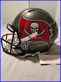 Tom Brady signed full size authentic helmet. New England/Tampa Bay 50/50